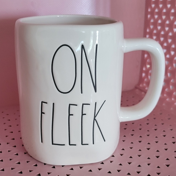 On Fleek Rae Dunn Mug • New • - Picture 6 of 7